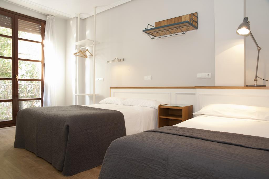 Apartamentos Sabinas Don Jaime Saragoça Quarto foto